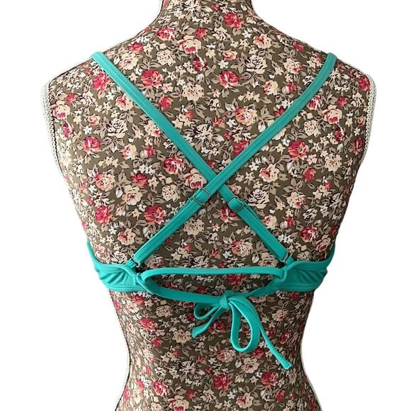 Athleta | Convertible Twist Front Bikini Swim Top Small - Picture 3 of 8